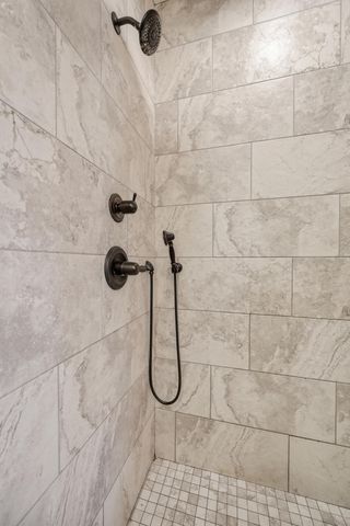 100 Minnow Cove Court, Nicholasville, KY 40356