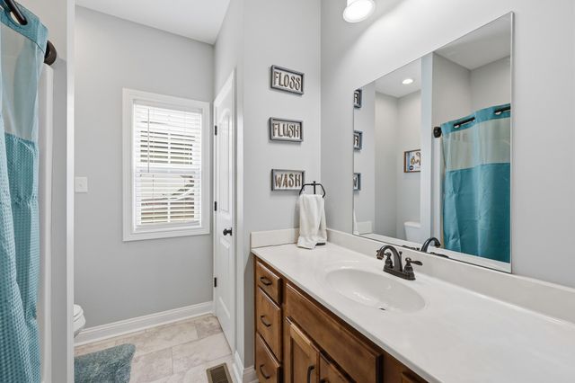 100 Minnow Cove Court, Nicholasville, KY 40356