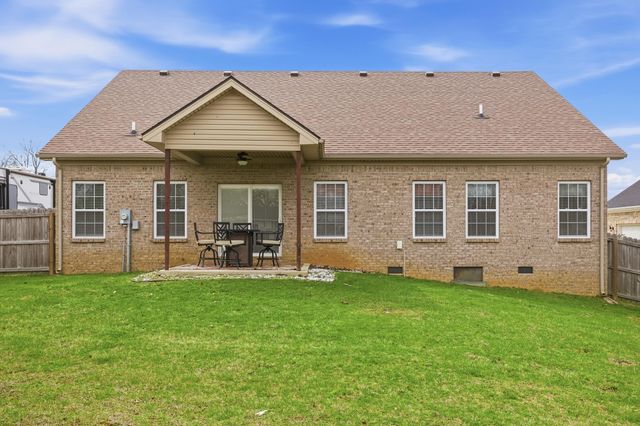 100 Minnow Cove Court, Nicholasville, KY 40356