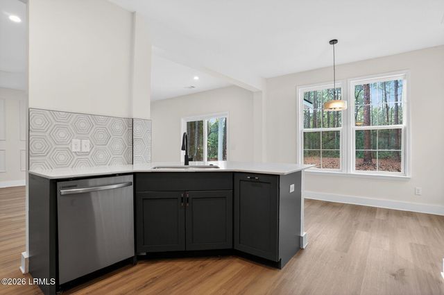 581 Sams Point Road, Beaufort, SC 29907