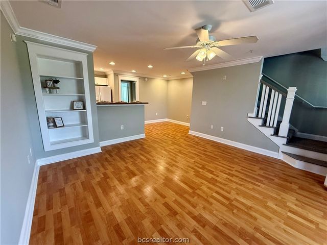 1725 Harvey Mitchell Parkway S 1925, College Station, TX 77840