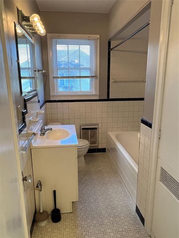 4905 Jackson Street, Houston, TX 77004