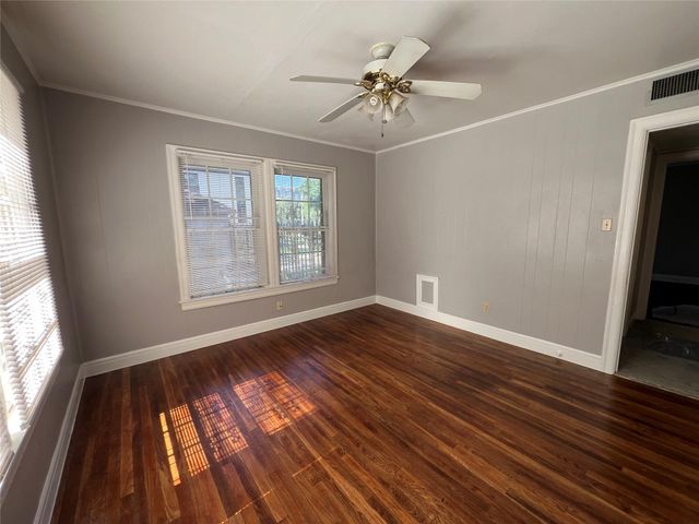 4905 Jackson Street, Houston, TX 77004