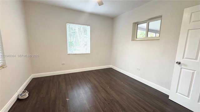 11105 NE 9th Ave, Biscayne Park, FL 33161