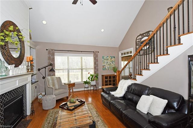 6832 Orchard Path Drive, Clemmons, NC 27012