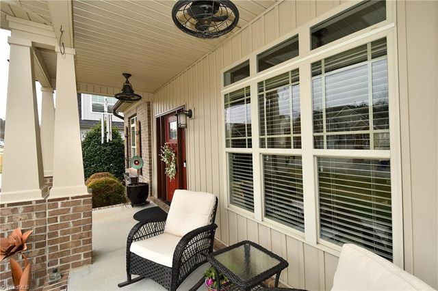 6832 Orchard Path Drive, Clemmons, NC 27012