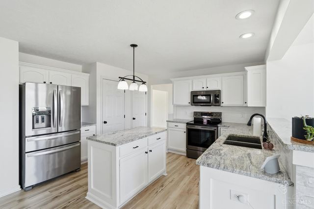 326 Sackett Drive, Monroe, OH 45050