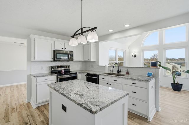 326 Sackett Drive, Monroe, OH 45050