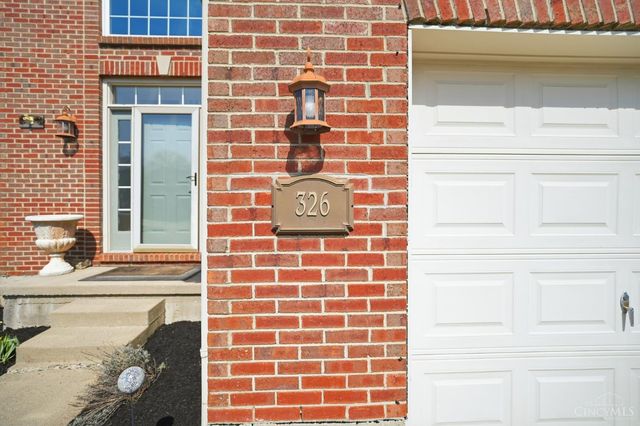 326 Sackett Drive, Monroe, OH 45050
