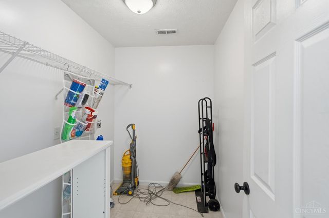 326 Sackett Drive, Monroe, OH 45050