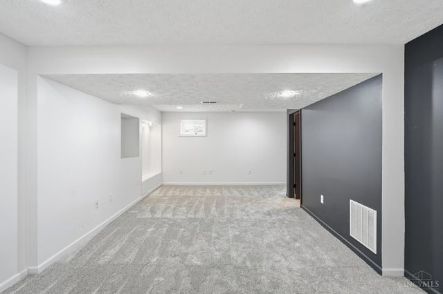 326 Sackett Drive, Monroe, OH 45050