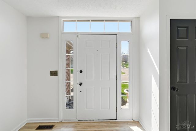 326 Sackett Drive, Monroe, OH 45050