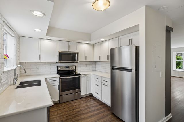 100 Brattlesboro Dr, Nashville, TN 37204