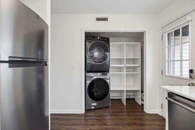 100 Brattlesboro Dr, Nashville, TN 37204