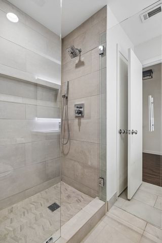 100 Brattlesboro Dr, Nashville, TN 37204