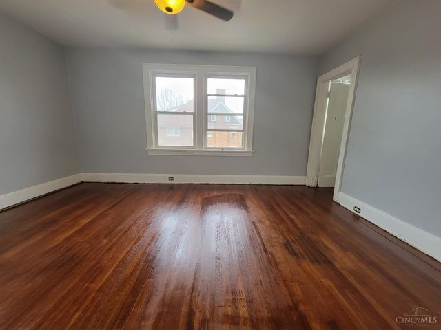 721 Chalfonte Place, Cincinnati, OH 45229