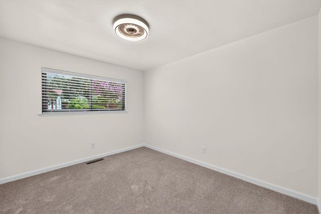 6633 Lindberg Ave, Placerville, CA 95667