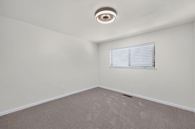 6633 Lindberg Ave, Placerville, CA 95667