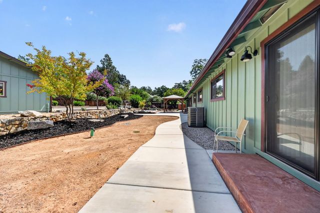 6633 Lindberg Ave, Placerville, CA 95667