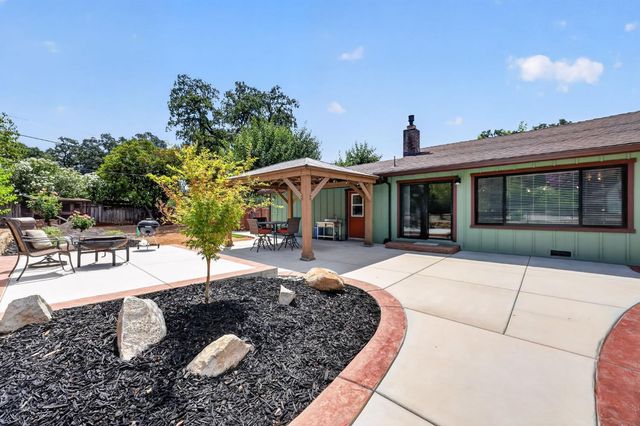 6633 Lindberg Ave, Placerville, CA 95667