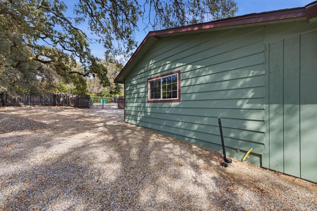 6633 Lindberg Ave, Placerville, CA 95667