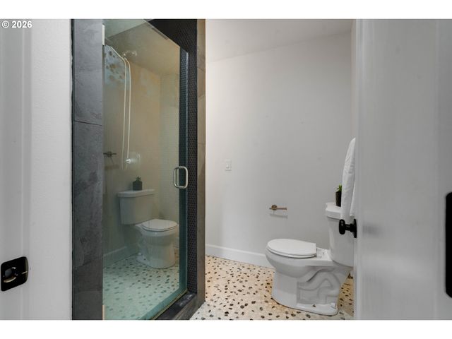 2905 Se 74TH Ave, Portland, OR 97206