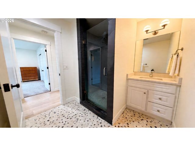 2905 Se 74TH Ave, Portland, OR 97206