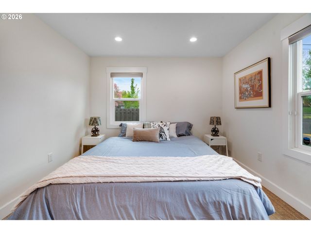 2905 Se 74TH Ave, Portland, OR 97206