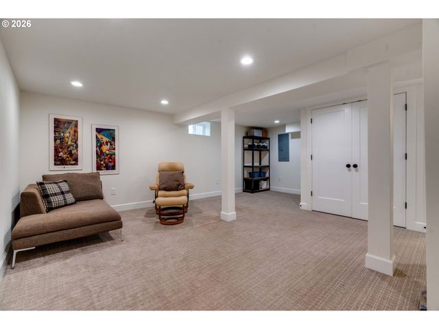 2905 Se 74TH Ave, Portland, OR 97206