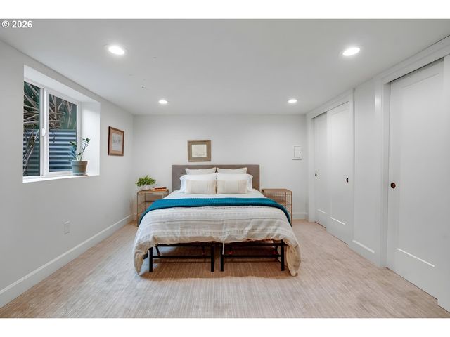 2905 Se 74TH Ave, Portland, OR 97206