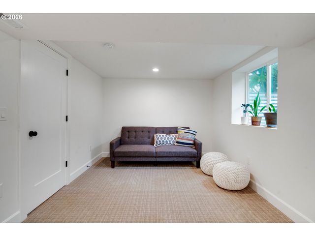 2905 Se 74TH Ave, Portland, OR 97206