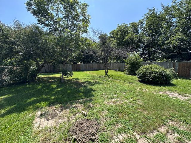 8026 Racine Drive, Dallas, TX 75232