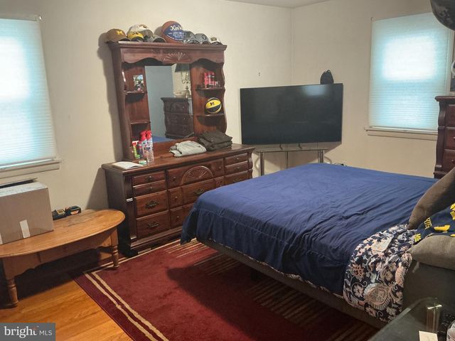 6150 CHAMBERS HILL RD, Harrisburg, PA 17111