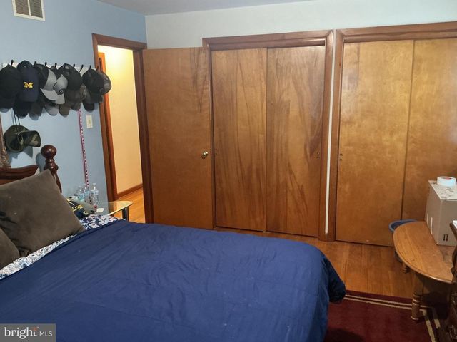 6150 CHAMBERS HILL RD, Harrisburg, PA 17111