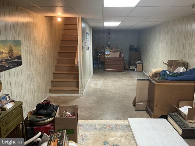 6150 CHAMBERS HILL RD, Harrisburg, PA 17111