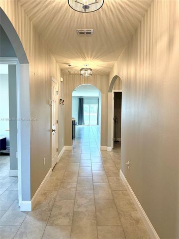 8649 Cobblestone Dr 8649, Fort Pierce, FL 34945