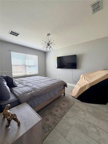 8649 Cobblestone Dr 8649, Fort Pierce, FL 34945