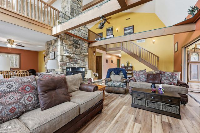 326 Overview Drive, Gatlinburg, TN 37738