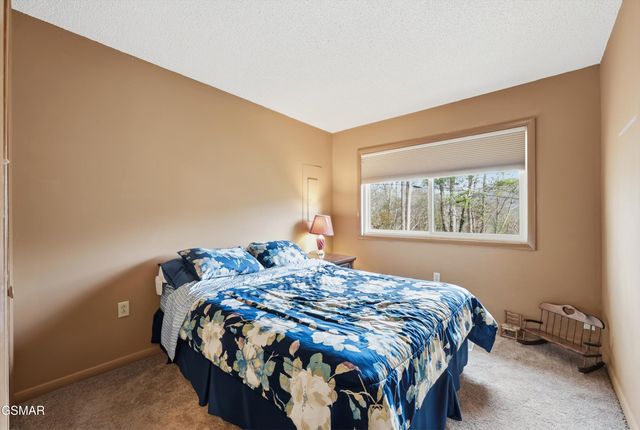 326 Overview Drive, Gatlinburg, TN 37738