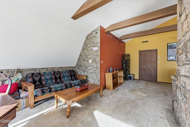 326 Overview Drive, Gatlinburg, TN 37738