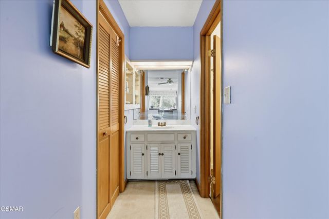 326 Overview Drive, Gatlinburg, TN 37738