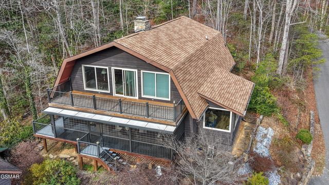 326 Overview Drive, Gatlinburg, TN 37738