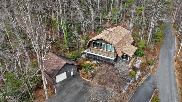 326 Overview Drive, Gatlinburg, TN 37738