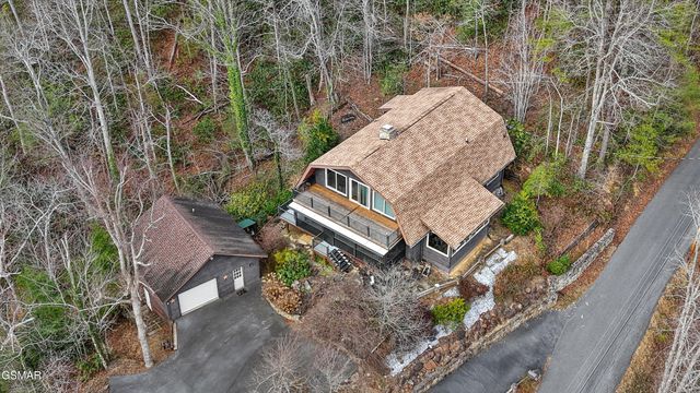 326 Overview Drive, Gatlinburg, TN 37738