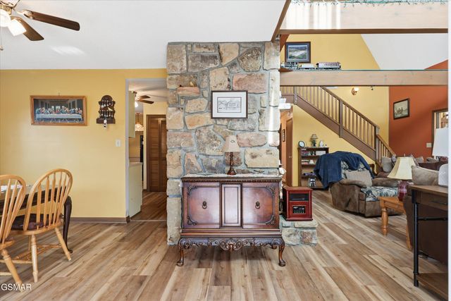 326 Overview Drive, Gatlinburg, TN 37738