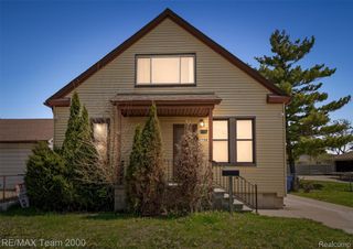5734 N Gulley Road, Dearborn, MI 48127
