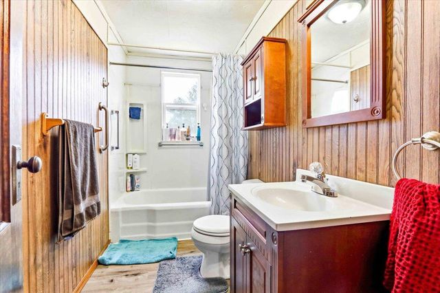 9140 COUNTY ROAD Z, Nekoosa, WI 54457