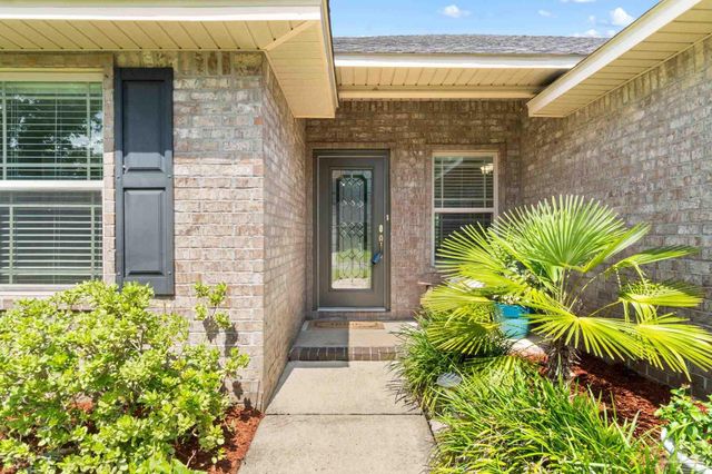 6066 Autumn Pines Cir, Pace, FL 32571