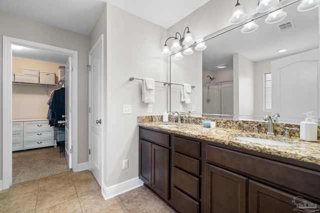 6066 Autumn Pines Cir, Pace, FL 32571