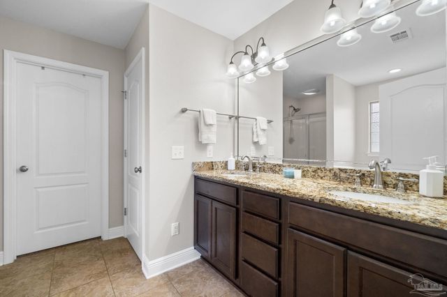 6066 Autumn Pines Cir, Pace, FL 32571